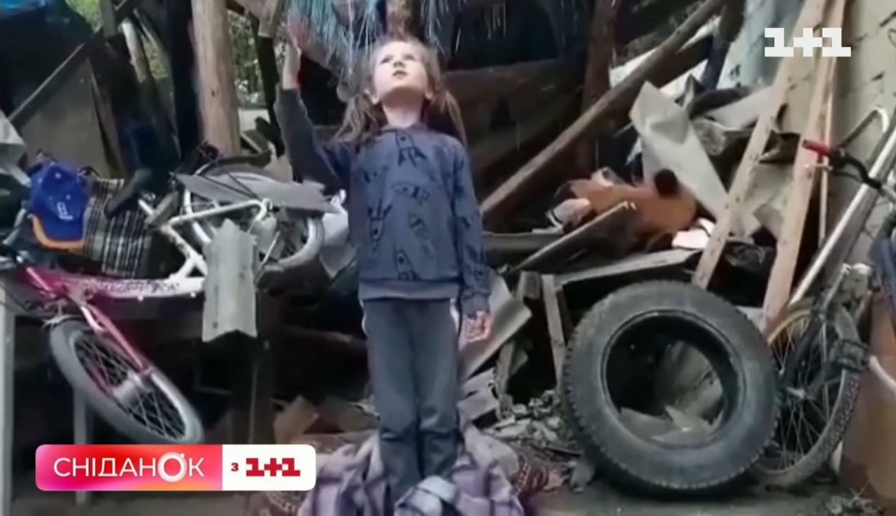 Дівчинка з Рахівщини розчулила до сліз всю Україну