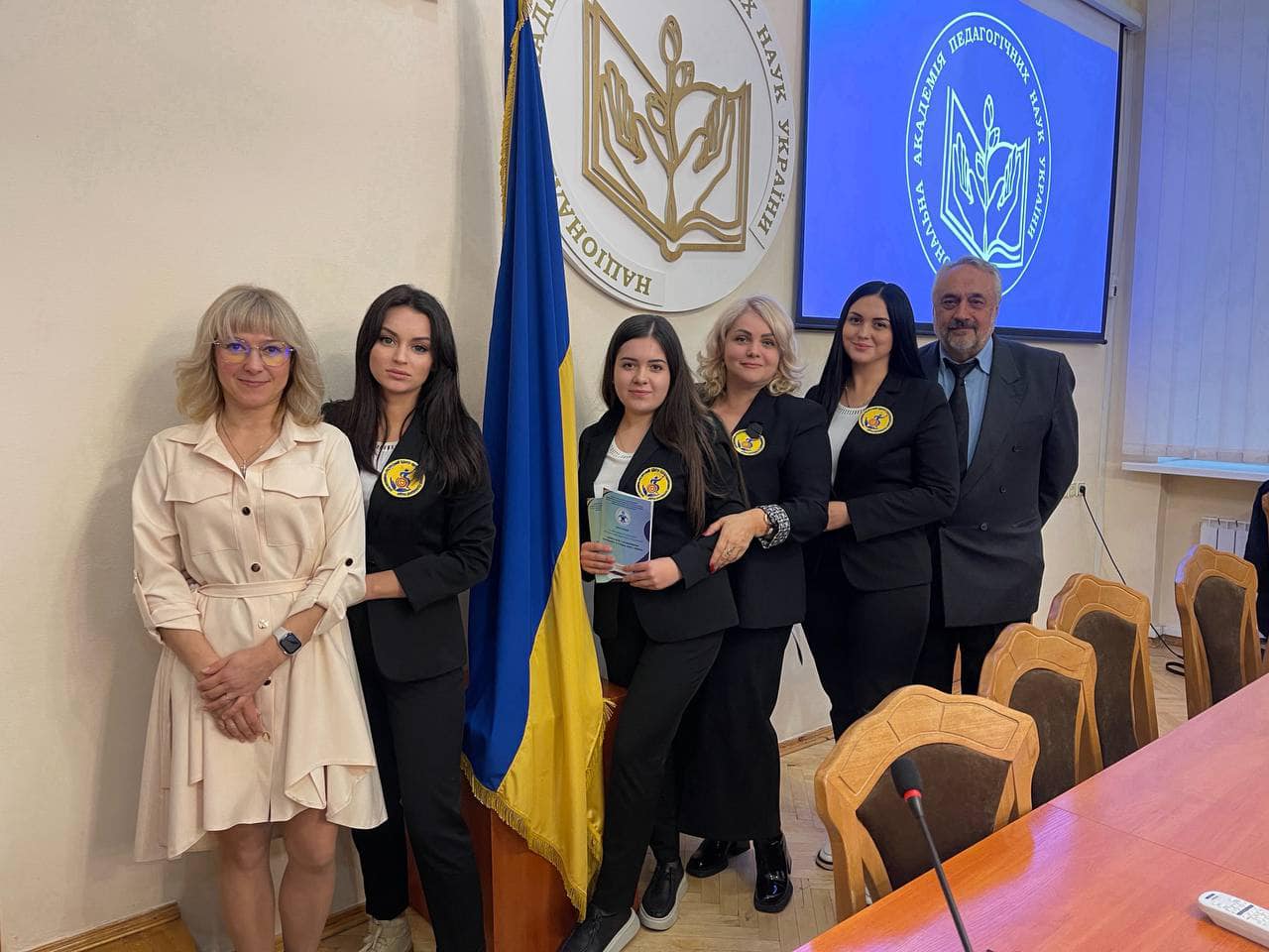 Освіта осіб з особливими потребами в умовах миру і війни