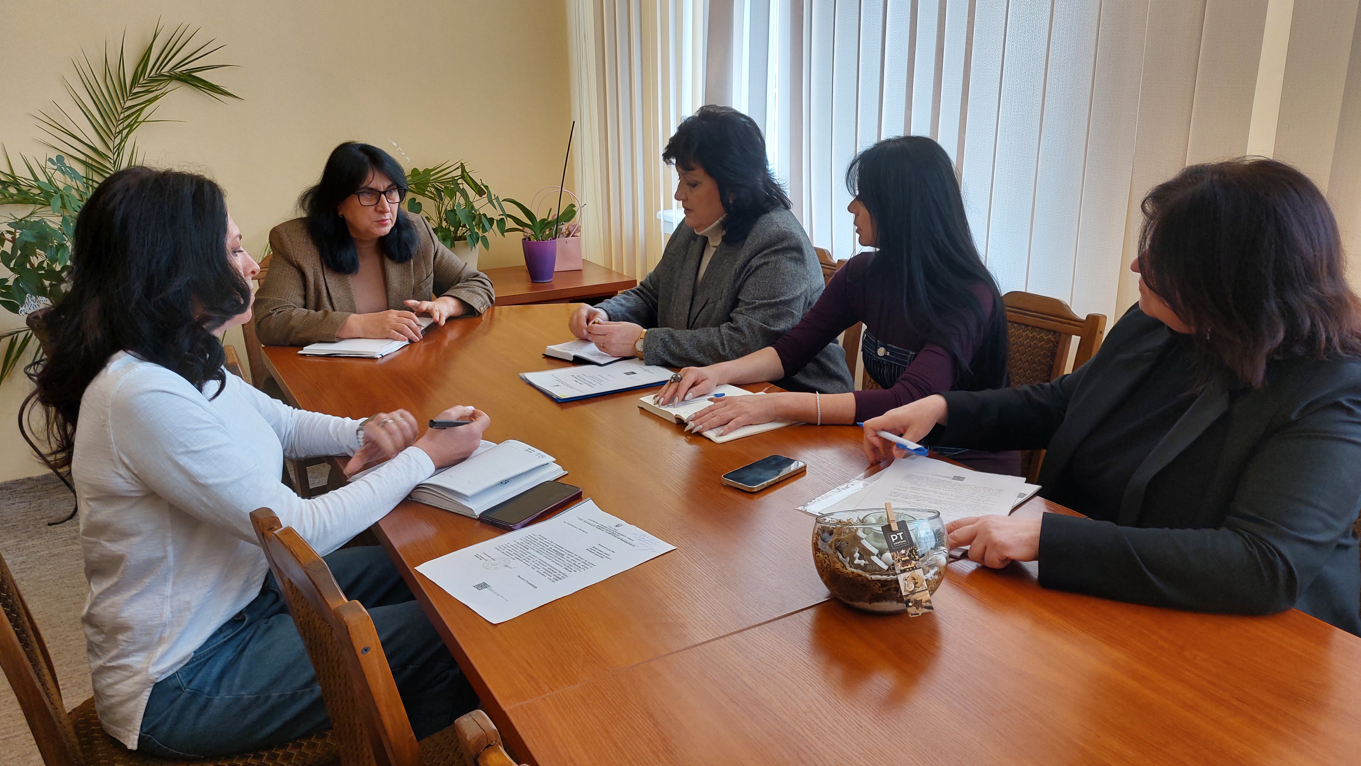 Нарада  щодо питань функціонування постійно діючих процедур, заснованих на принципах Системи управління безпечністю харчових продуктів (НАССР) в закладах освіти Закарпатської області