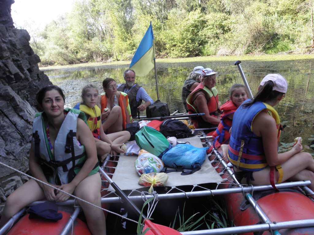 Педагоги та вихованці ЗОЕНЦ організували екологічний челендж