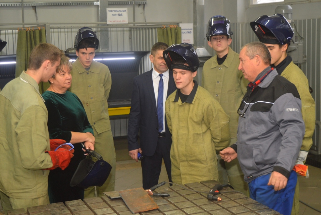Навчально-практичний центр новітніх технологій зварювання на базі ДНЗ „Ужгородський центр професійно-технічної освіти”