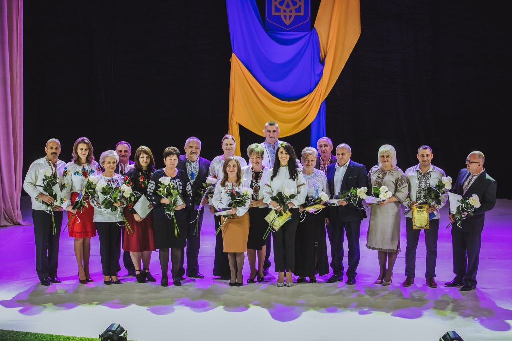 На Закарпатті з професійним святом привітали тих, хто своїм серцем і розумом формує завтрашній день