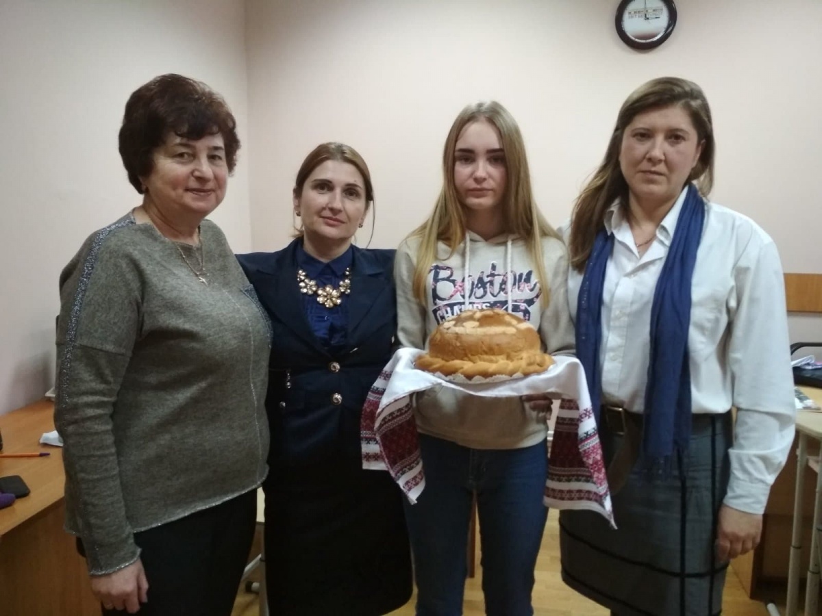 Вихованка ЗЦТЕКСУМ представила свою дослідницьку роботу на І Всеукраїнській краєзнавчо-етнологічній конференції