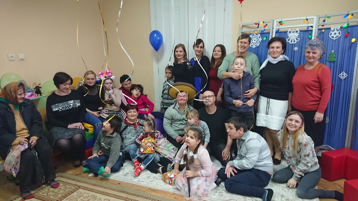 Фахівці Виноградівського РІРЦ взяли участь у заході на підтримку осіб з інвалідністю