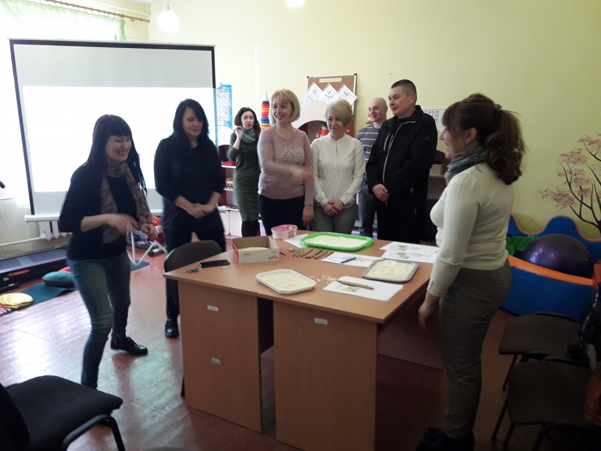 Семінар-практикум у Великоберезнянському ІРЦ „Батьки − ключові партнери в інклюзивному навчанні